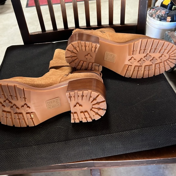 Naturalizer tan boot - Picture 4 of 9